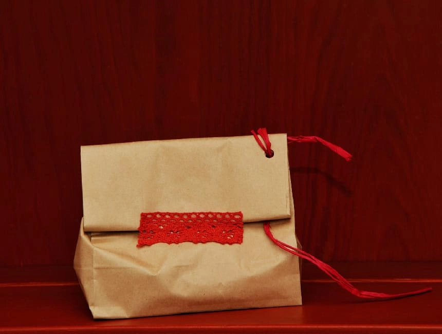 Discover the 8 Most Trusted Gift Bag Manufacturers in the USA