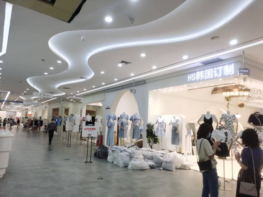 Guangzhou Bag Market: A Buyer’s Guide to Hidden Wholesale Spots
